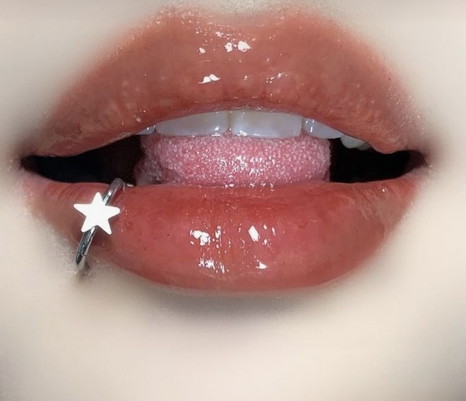 Lips Piercing🤍